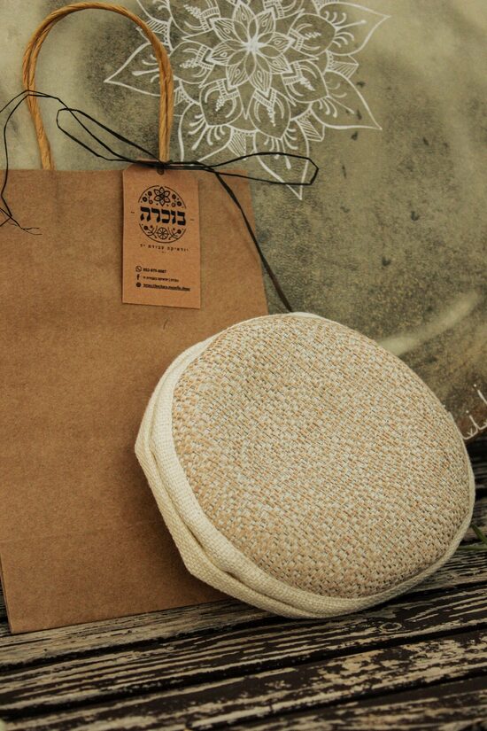 לבן מוזהב